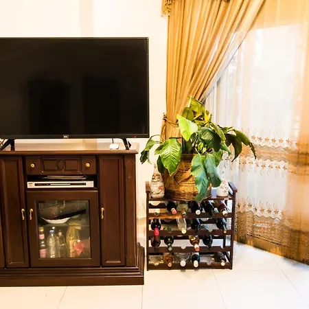 Апартаменти Electra's House